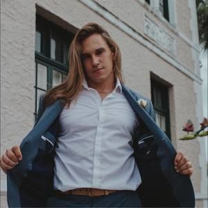 Meet your Posher, Jonathan